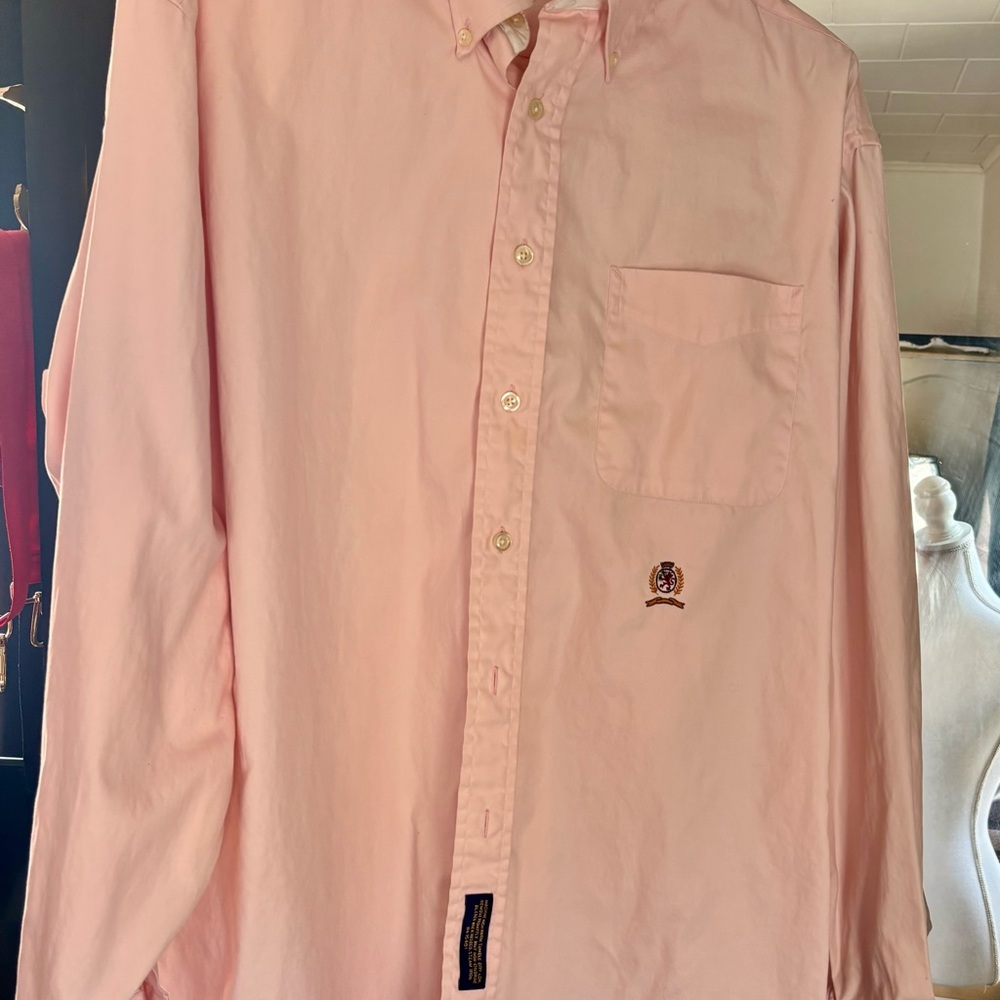 Vintage Tommy Hilfiger Men's Light Pink Button-Down Dress Shirt